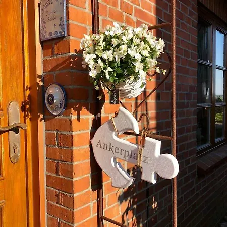 Ankerplatz Unterm Reetdach Ramstedt