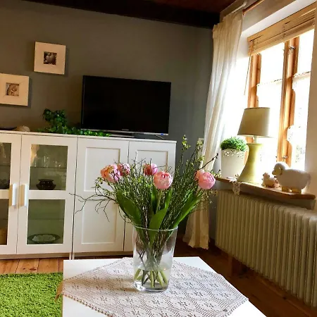 Apartment Ankerplatz Unterm Reetdach Ramstedt